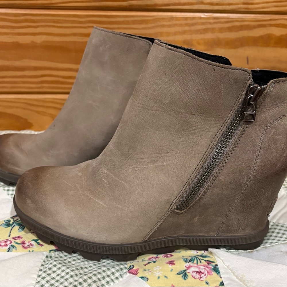 Sorel Women's Brown Ankle Boots  size 9